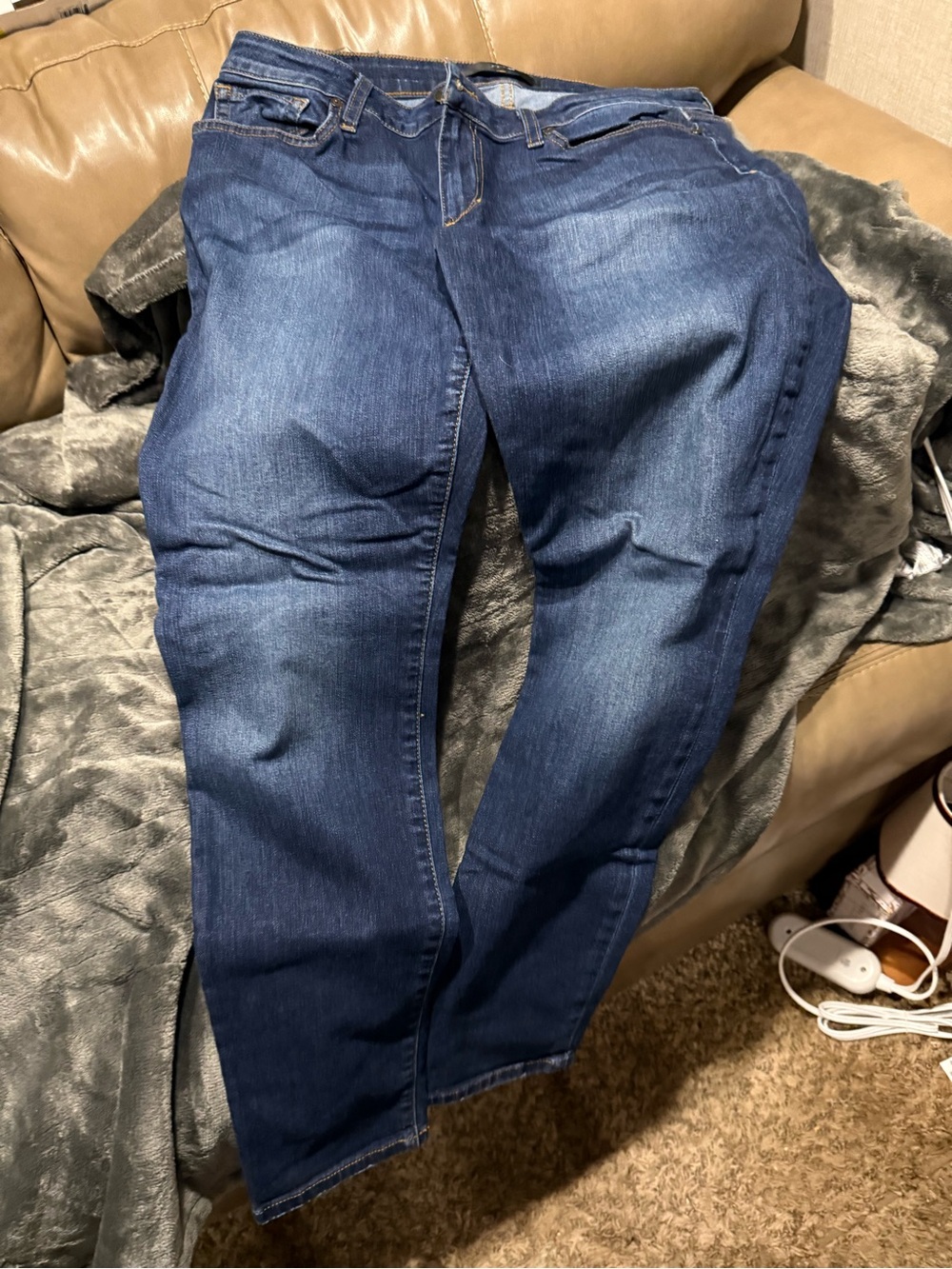 Joe’s Classic Women's Straight-Leg Jeans in Dark Blue